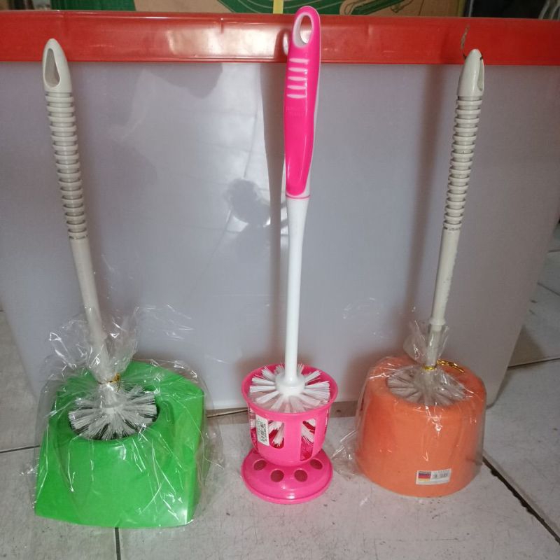 Sikat WC nagata dudukan