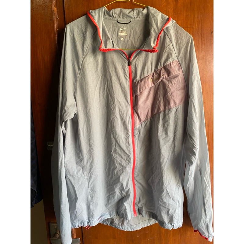 Jaket Running Nike