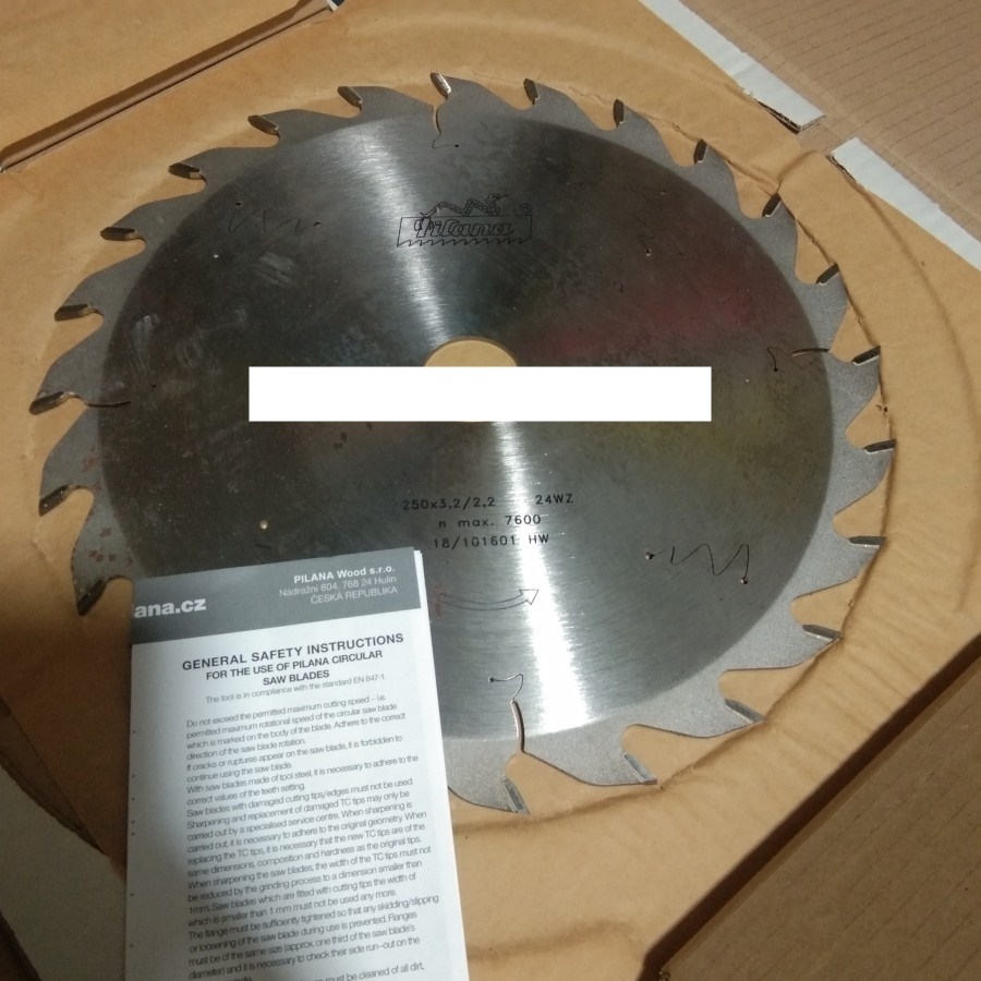 Mata gergaji kayu 10 inch x 24 WZ