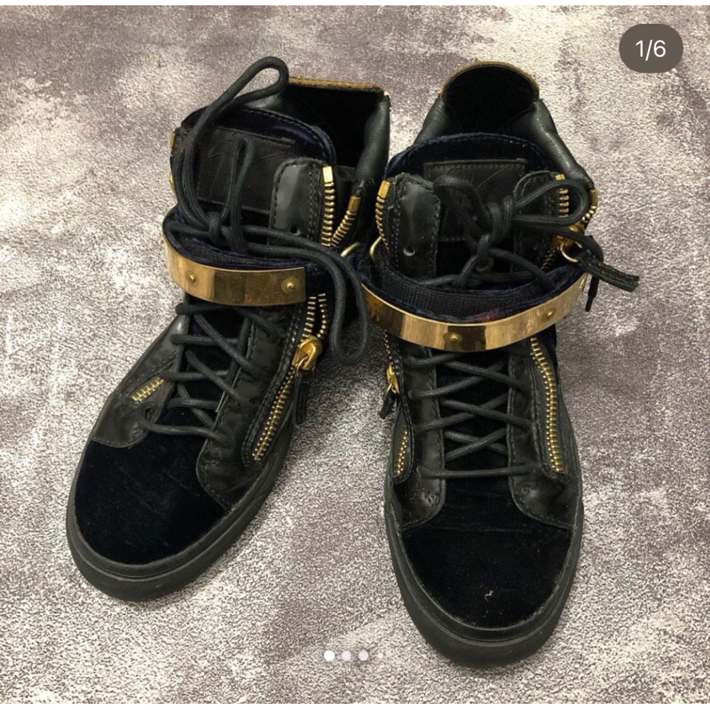 Preloved Giuseppe Zanotti