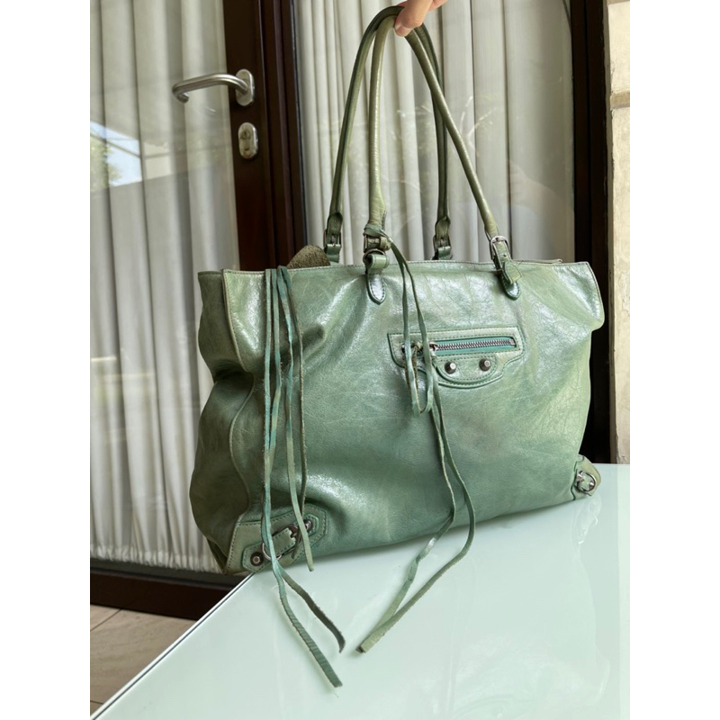 Balenciaga Papier A4 in Vert D’eau (Sage Green) size Large with Long Handle, Veau (Calfskin) Leather