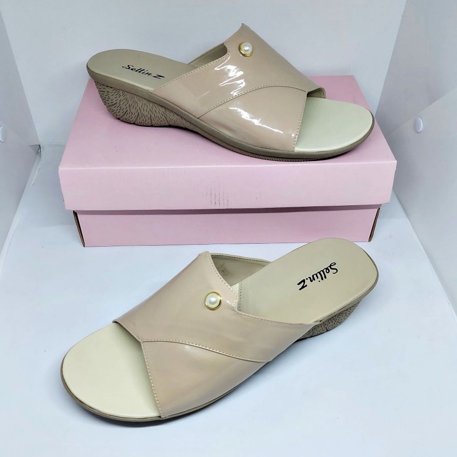 Wedges wanita Minimalis Sandal Kondangan wedges ibu ibu Sendal wedges Crem cantiķ Ori R-Gucci