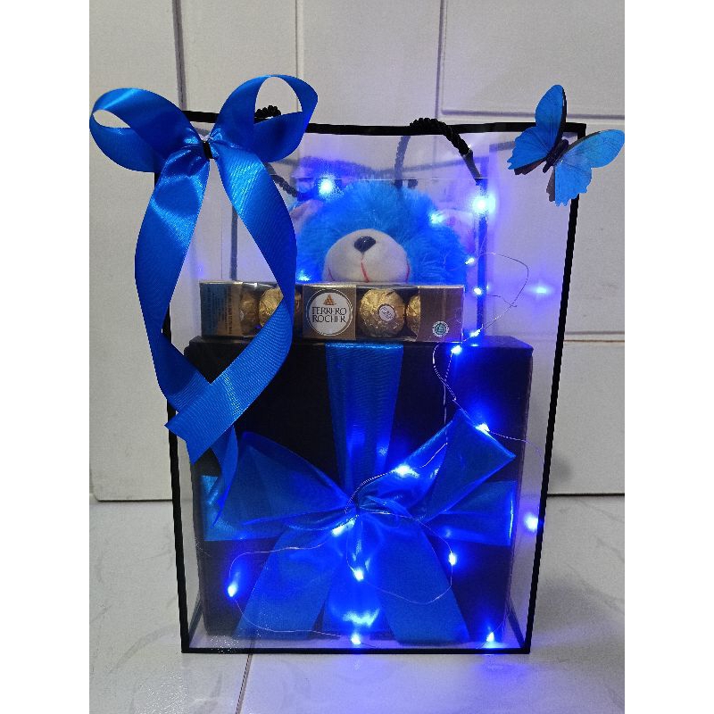 

KADO VALENTINE / KADO ULTAH / HAMPERS VALENTINE / HAMPERS / GIFT CEWE / KADO MURAH / KADO BATAM / BONEKA / COKLAT VALENTINE / COKLAT FORERO / TAS