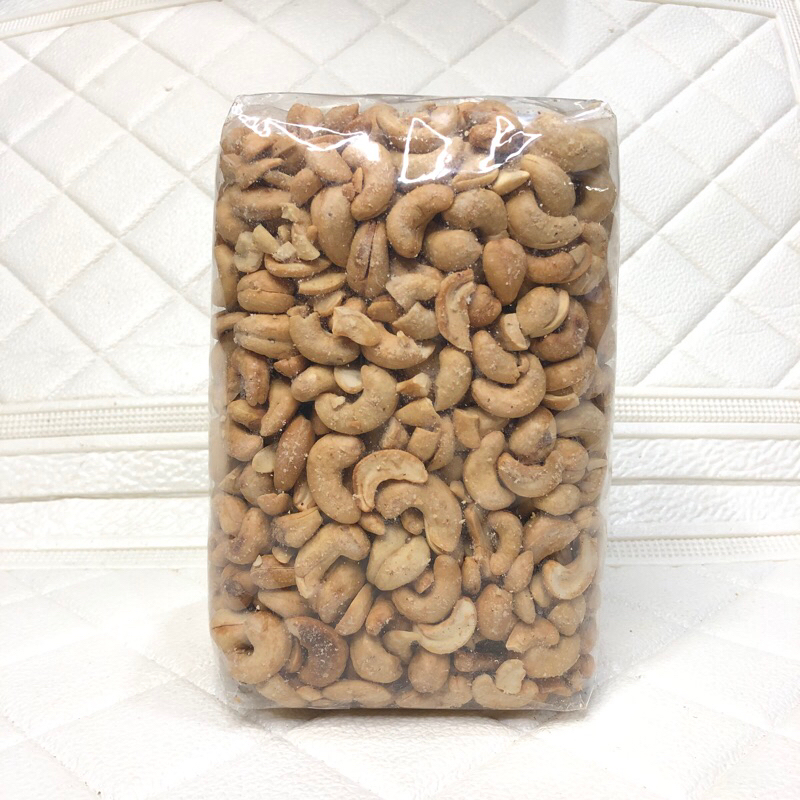 

Kacang Mete | Kacang Jambu Monyet