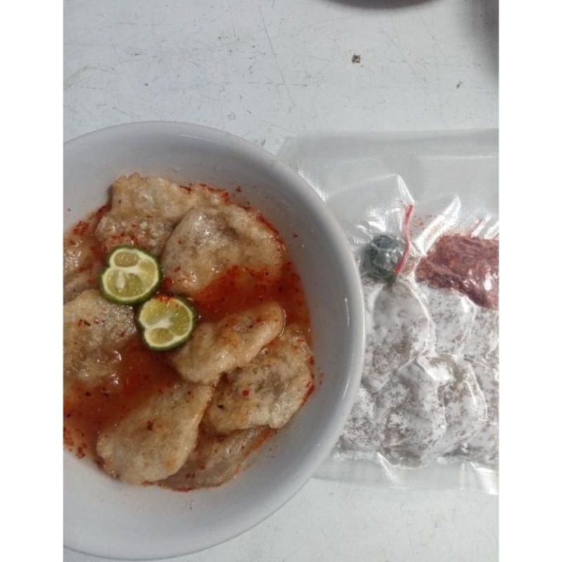 

Cireng kuah pedas dan bumbu rujak