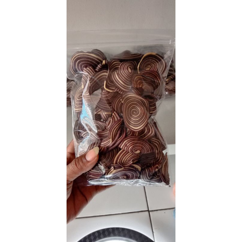 

Keripik Kuping gajah coklat 250gram