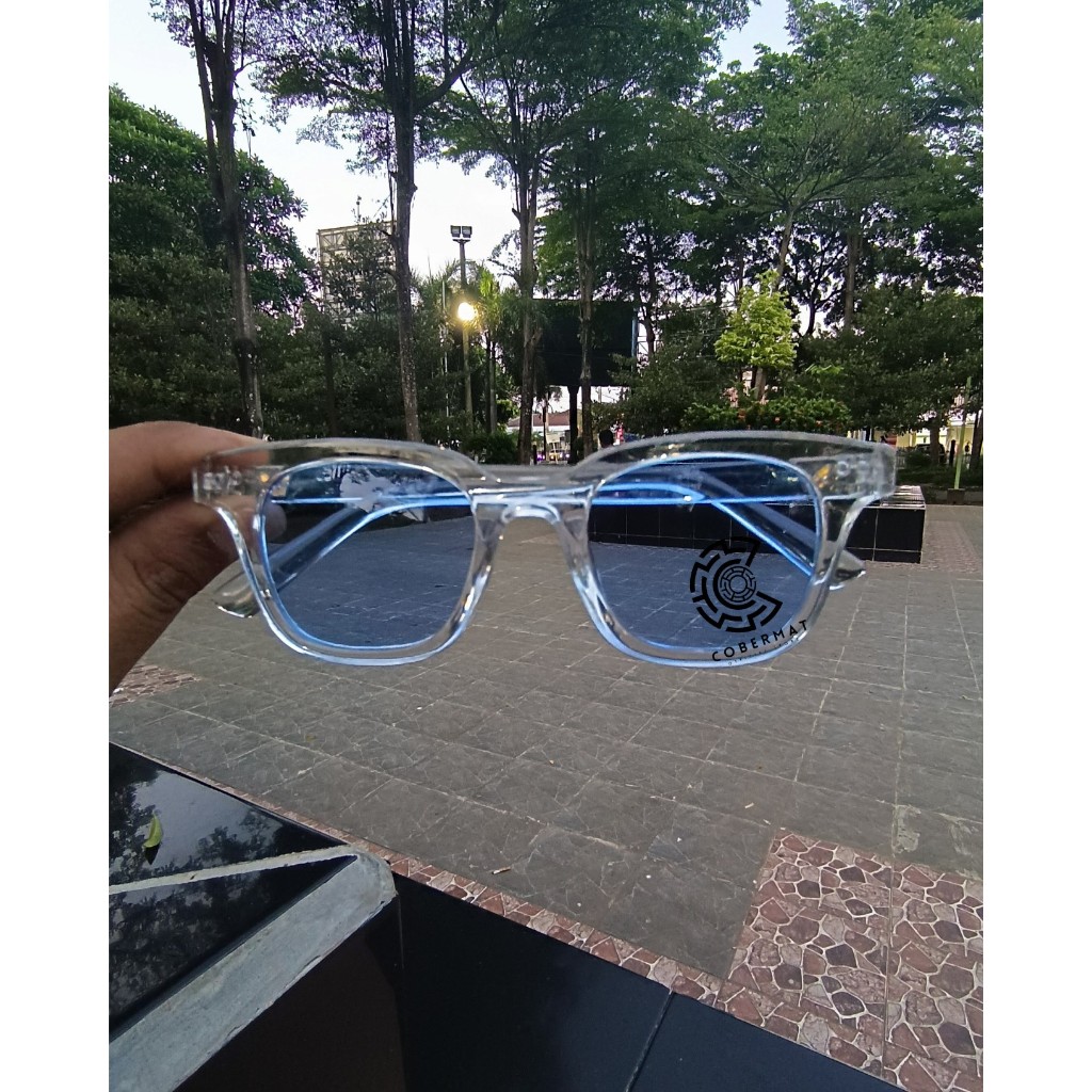 Kacamata Vincent Vol.2 - Transparan Blue