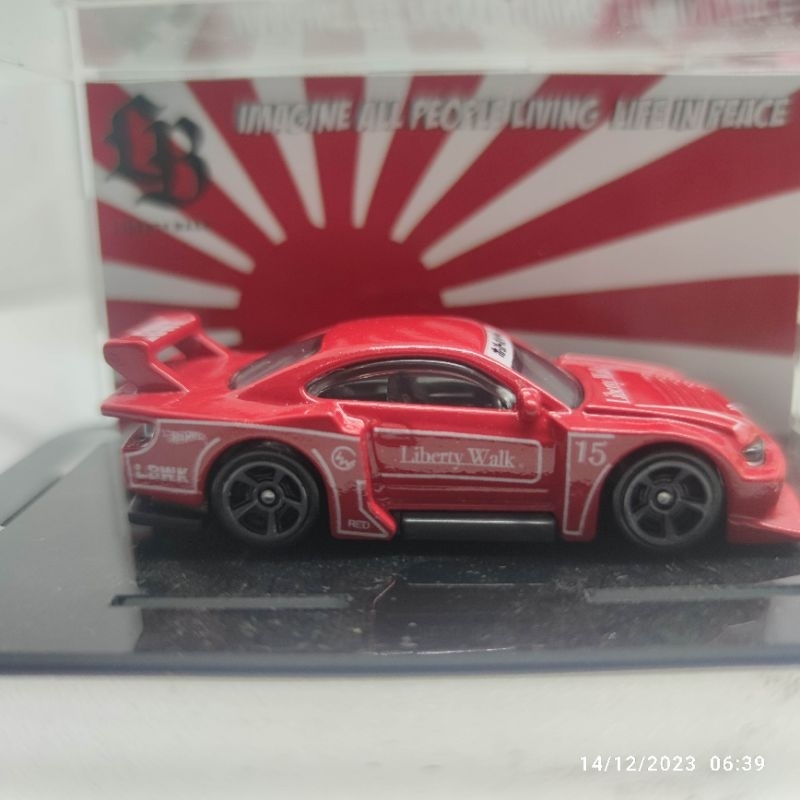 Hotwheels Nissan Silvia S15 Merah  LBWK custom