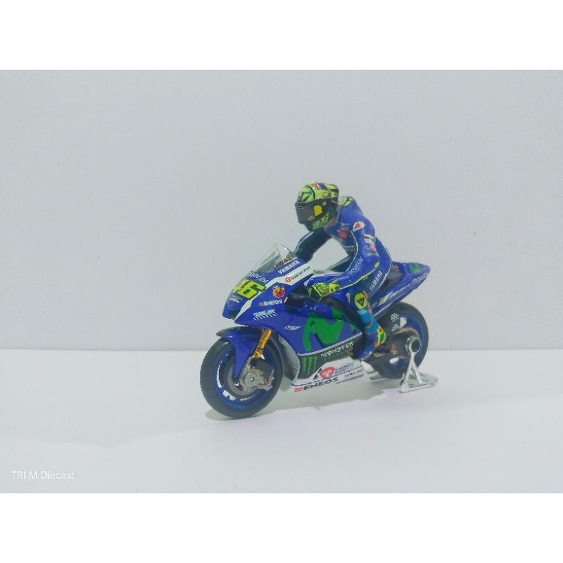 Miniatur Figur Rossi Yamaha 2017 Skala 1:18