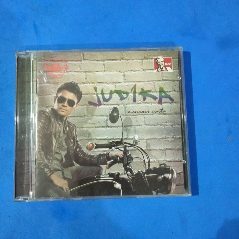 CD 252 - JUDIKA MENCARI CINTA