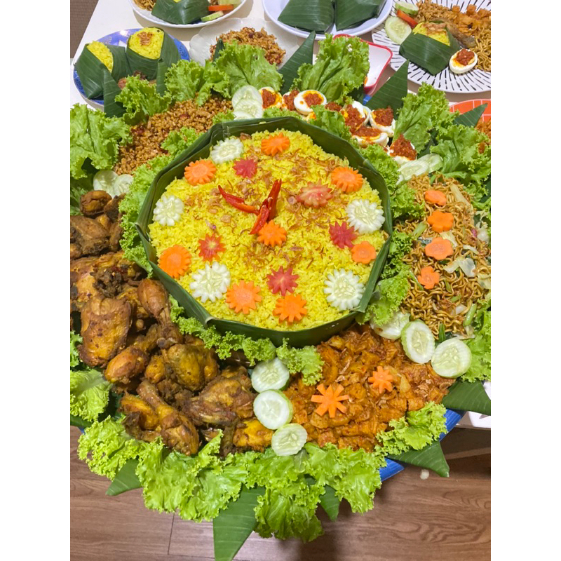 

TUMPENG UNTUK ACARA