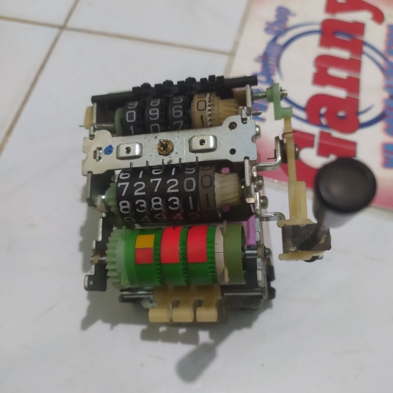 MESIN SPIDOMETER KECEPATAN KM MOBIL HONDA ACCORD 78-81 original bekas