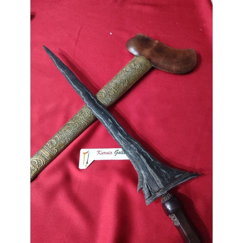 Keris sepuh Pamor Tejo Kinurung