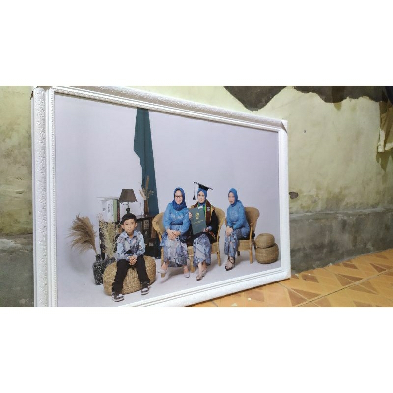 Bingkai Cetak Foto Ukuran 20RW 50cm×75cm Tebal 4cm