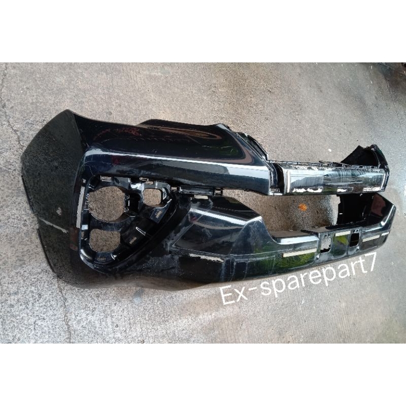 Bumper depan fortuner vrz 2016 2017 2018 2019 2020