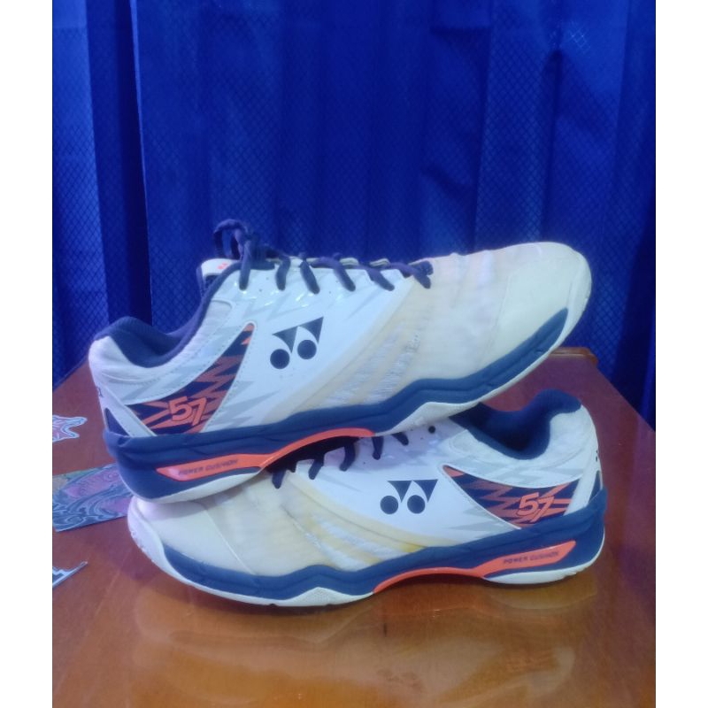 sepatu Badminton Yonex SHB 57 original second