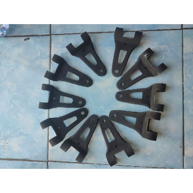 bracket lampu depan Yamaha dt 100 dudukan lampu depan Yamaha dt x dt100