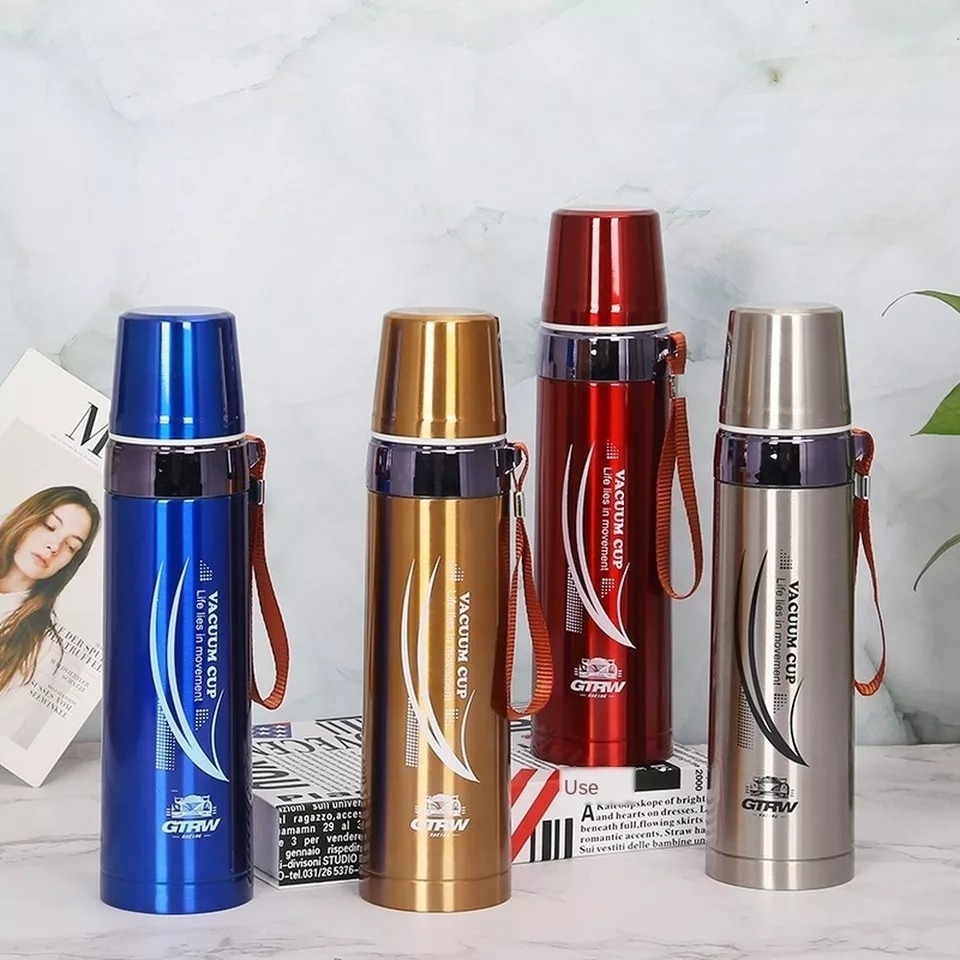 Termos Panas dan Dingin Tahan Lama Vacuum Flask Termos Air Panas Stainless Sport Travel 750ML
