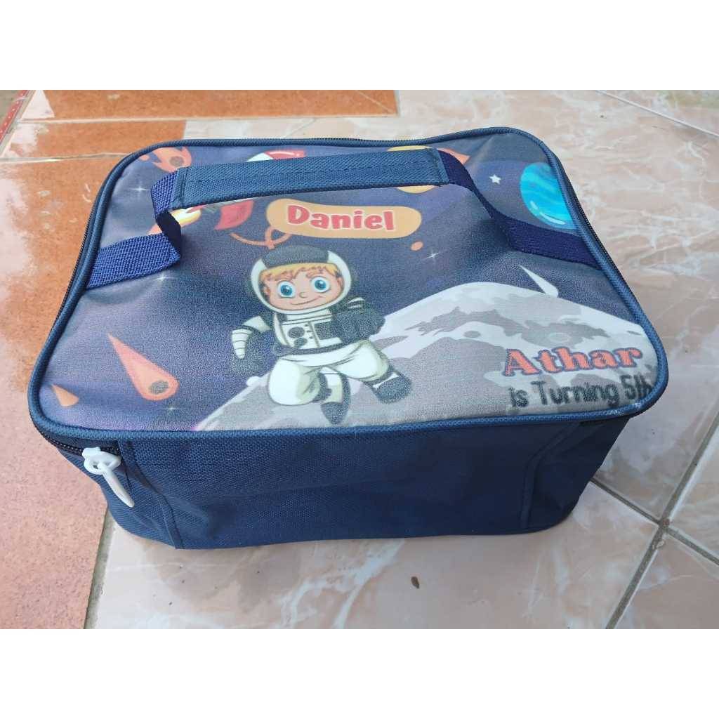

TAS SOUVENIR ULANG TAHUN ANAK/ LUNCH BAG/ TAS POLYSTER/ BISA CUSTOM