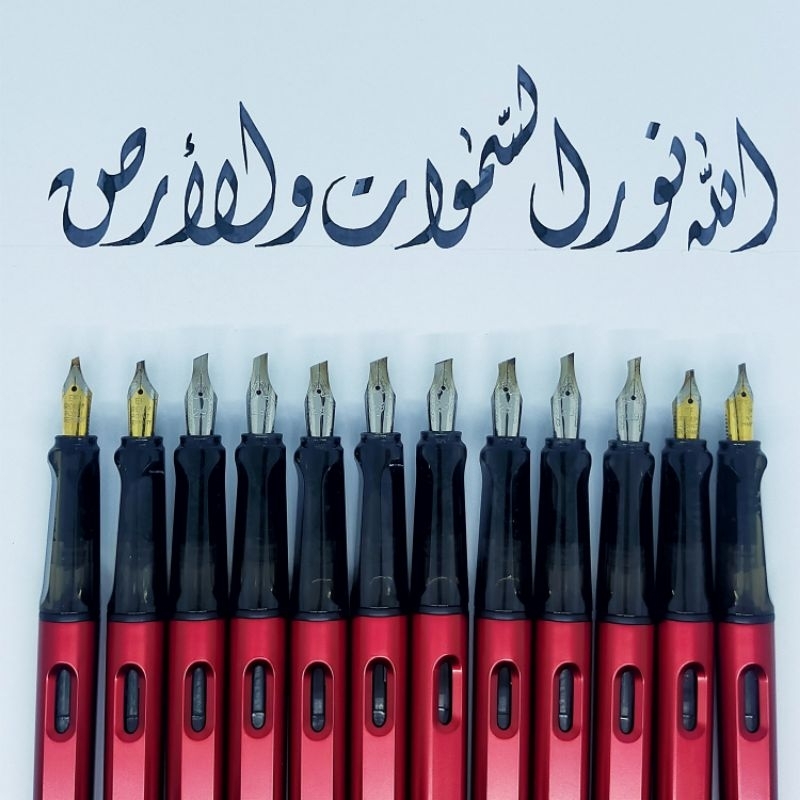 

PENA KALIGRAFI Isi Ulang (Baca Deskripsi)