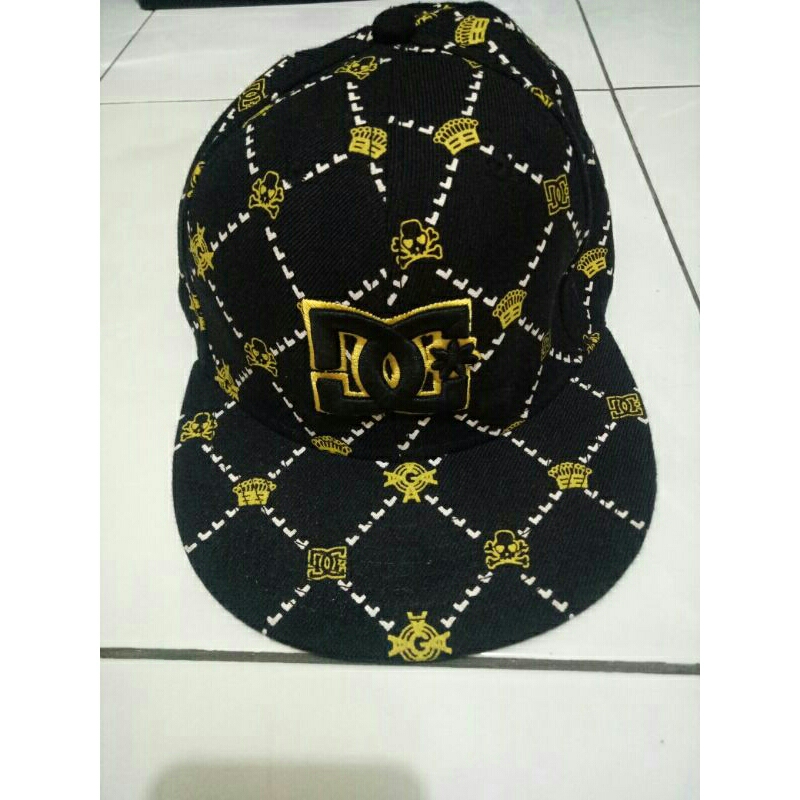topi preloved / topi preloved branded / topi preloved branded original.
