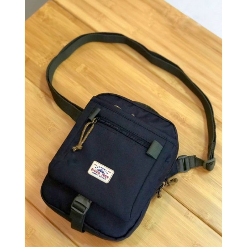 TAS EIGER1989 PORTEGE HITAM NAVY