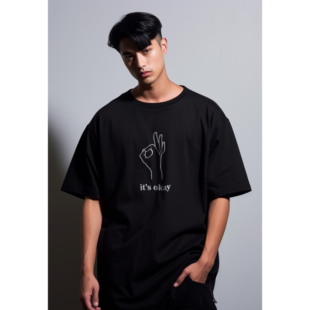 kaos oversize scuba pria distro gambar motif aesthetic it's okay hitam putih khaki MTQ59 MTQ60 MTQ61