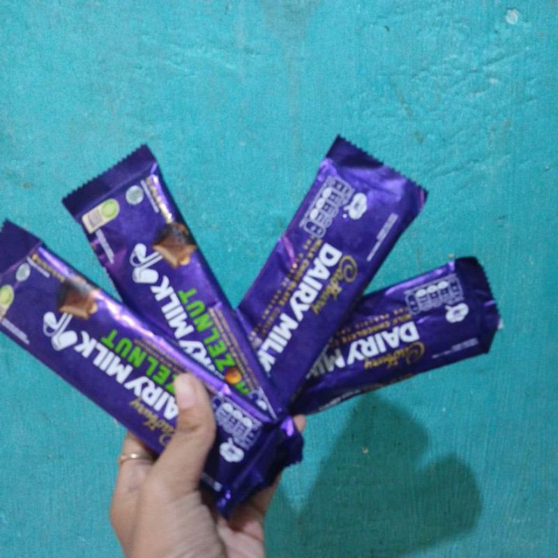 

coklat cardbury 62gr