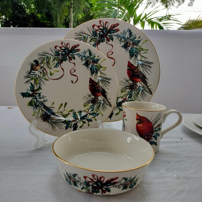 

WINTERGREETING (INCLUDE HAMPERS BOX)