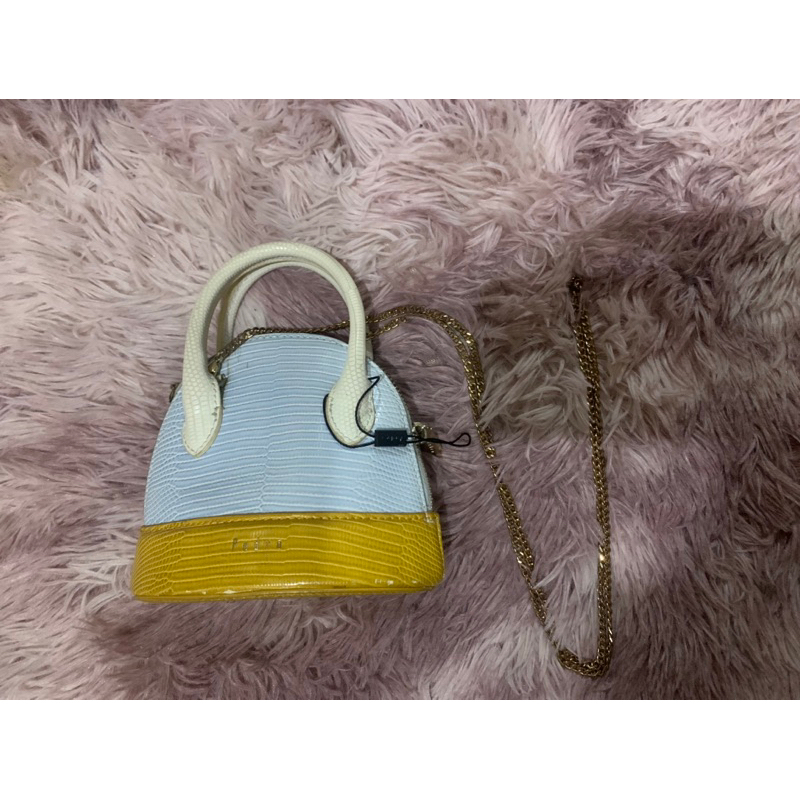 preloved sling bag pedro