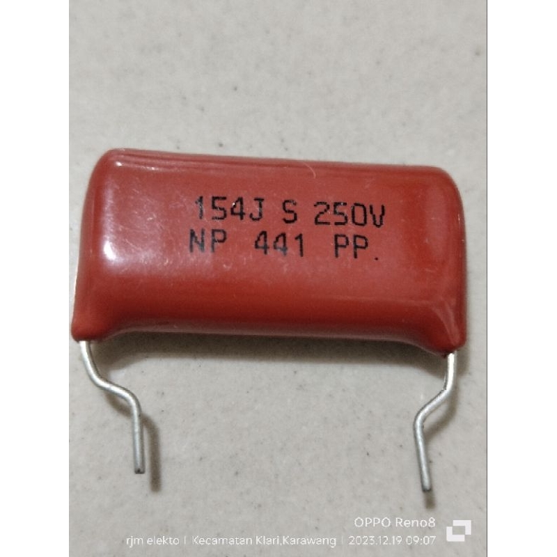 Kapasitor Milar ukuran 154J 250V