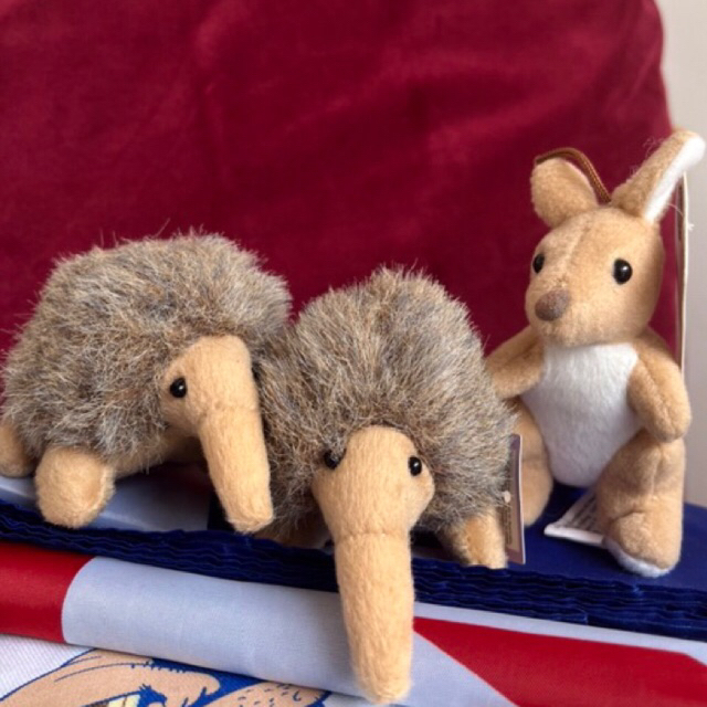 BONEKA KANGGURU DAN BONEKA ECHIDNAS LANDAK AUSTRALIA