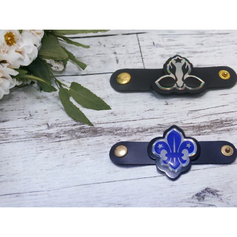 

Ring kacu/Hasduk/Kolong/Logo umum/Penenggak/Penggalang/kalep pola wosem terbaru pramuka