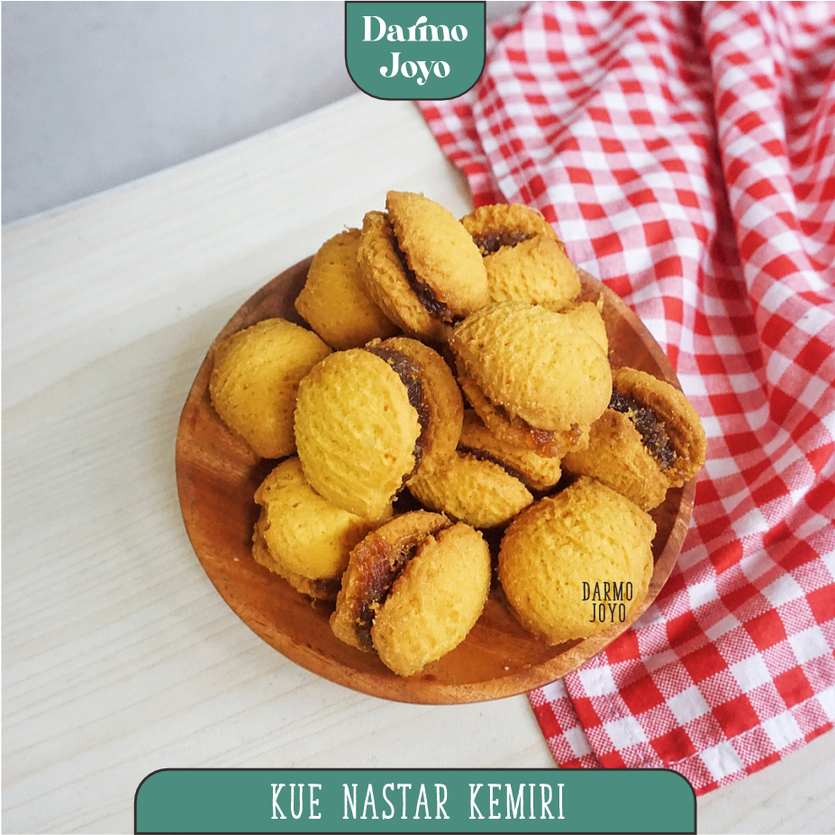 

Kue Nastar Kemiri 1kg - DARMO JOYO - 1000gr Kue Roti Kering Kuker Selai Slai Nanas Lebaran Idul Fitri Renyah Manis Jadul Gurih Camilan Cemilan Jajanan Snack Kiloan