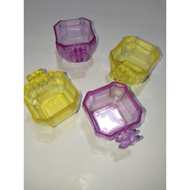 Cangkir makan minum burung no 3 sazime segi delapan warna