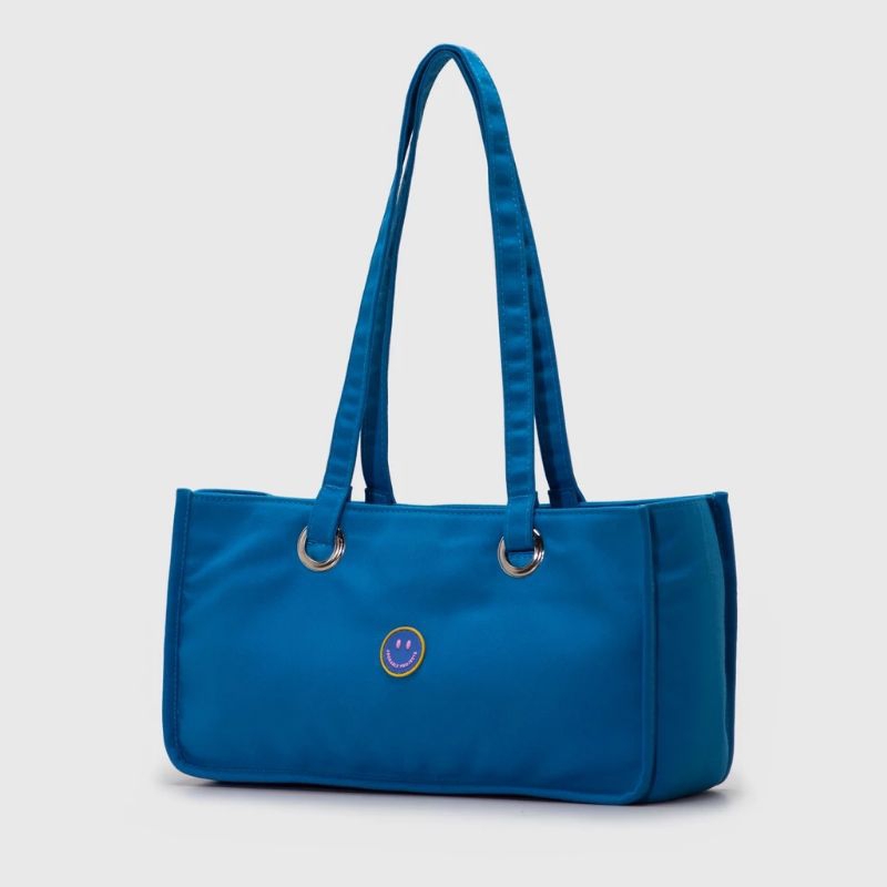 preloved - shoulder bag blue smile woman