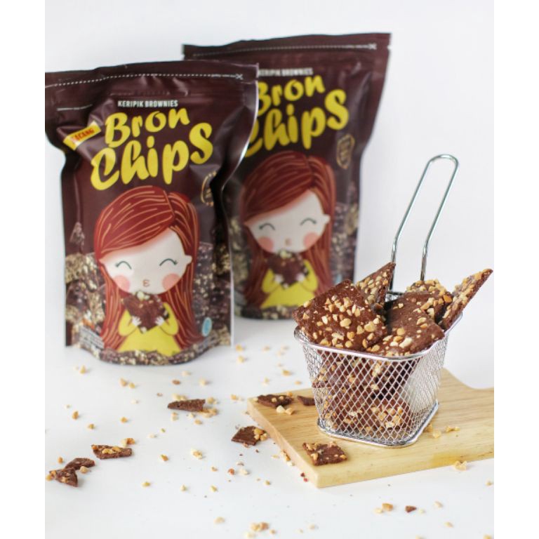 

TIPE SJ566 BRON CHIPS KERIPIK BROWNIES 6gr BROWNIES CHIPS