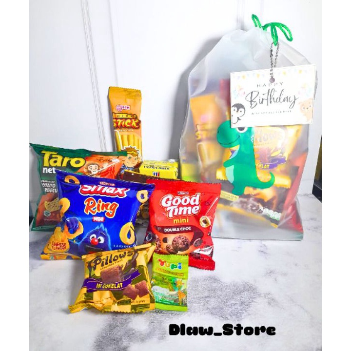 

modelTipe FTD121 Paket Snack Ulang Tahun Anak Hampers Ultah Goodybag Ultah Kemasan Premium Free Card