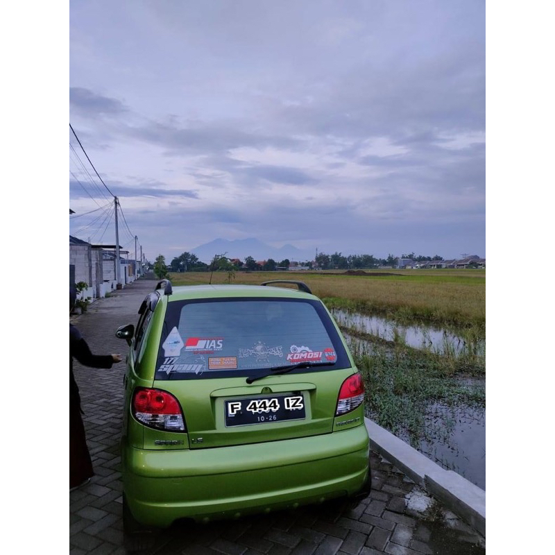 lampu belakang chevrolet spark 800 uzbek