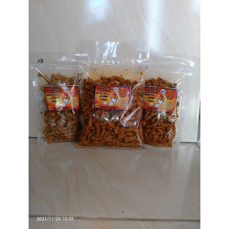 

kripsus/kripik usus 1/4 ekstra daun jeruk by hot somplak