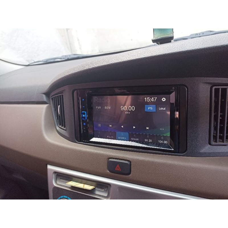 Headunit pioneer DMH-A245BT