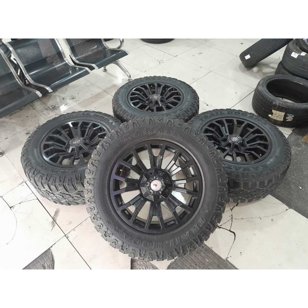 VELG MOBIL BEKAS SEKEN PROSPEED RING 18 LEBAR 9 PCD 6X139 ET 0 BLACK + BAN KANATI 275 65 R18 UNTUK P