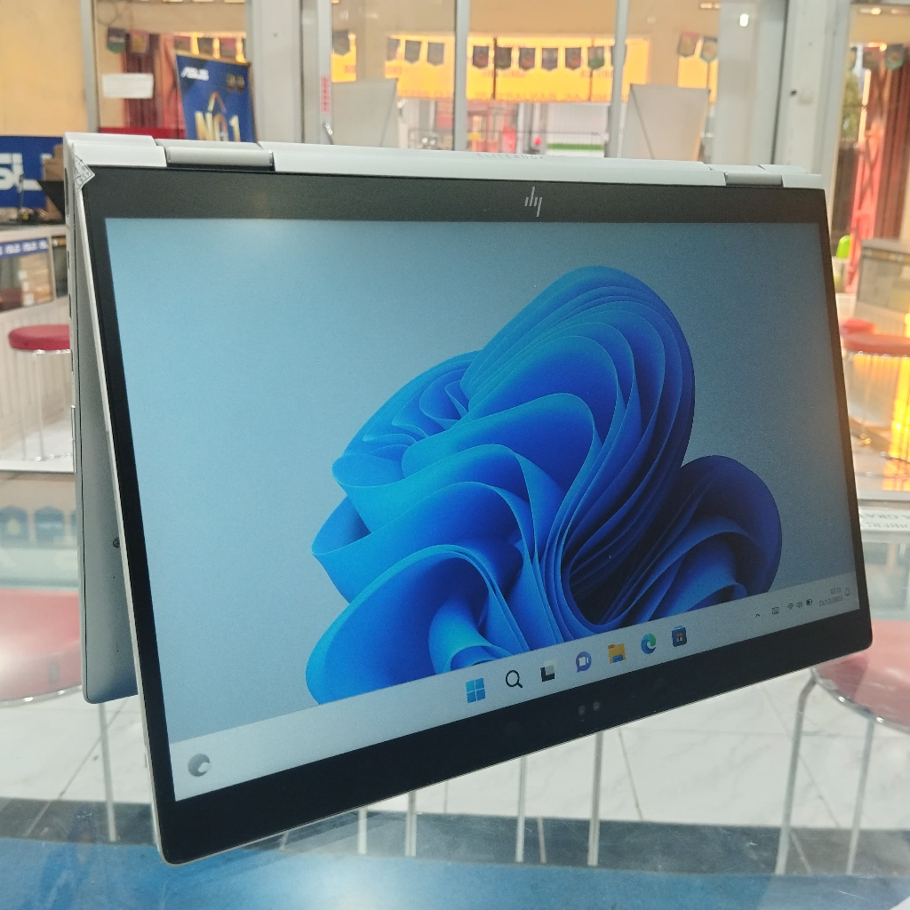 Laptop Convertible 2in1 HP Elitebook X360 1030 G3 Core i7 gen 8 RAM 16GB SSD 256GB Touchscreen IPS F