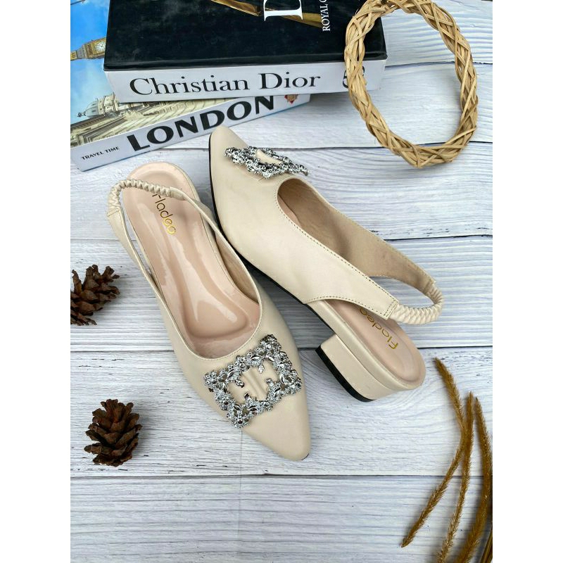 sendal fladeo hak 3cm kotak tali belakang