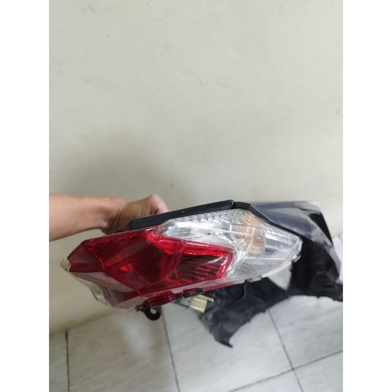 Lampu stoplamp set belakang Vario 125 led old ,original copotan motor