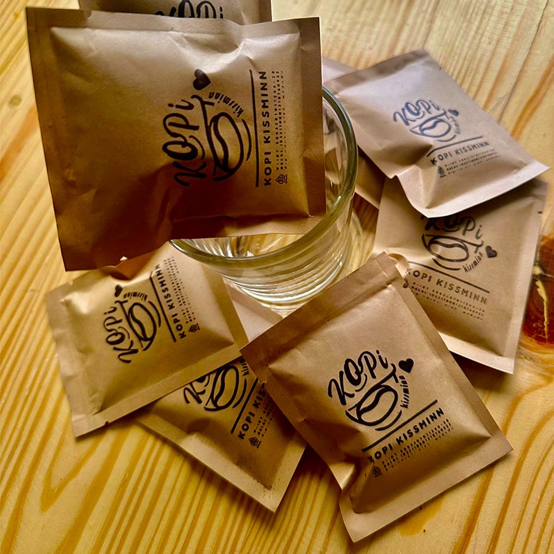 

Kopi Plus Gula Sachet 20gr | Kopi Kissminn