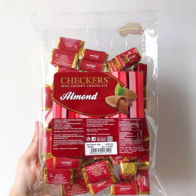 

COKELAT CHECKERS MINI CHUNCKY ALMOND 300GR