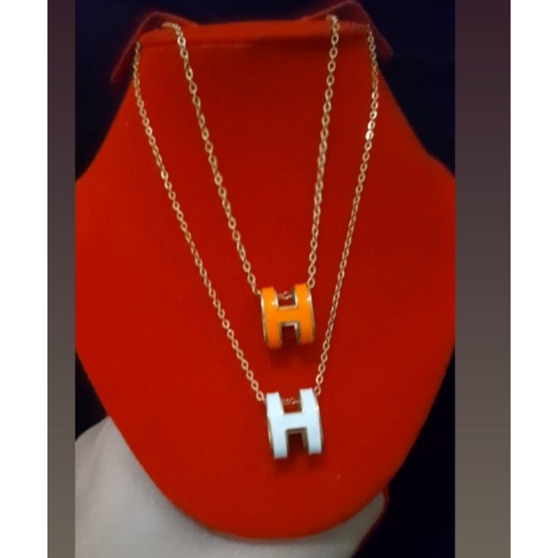 Kalung HER**Z Emas muda kadar 15% (kalung+liontin 3 gram)