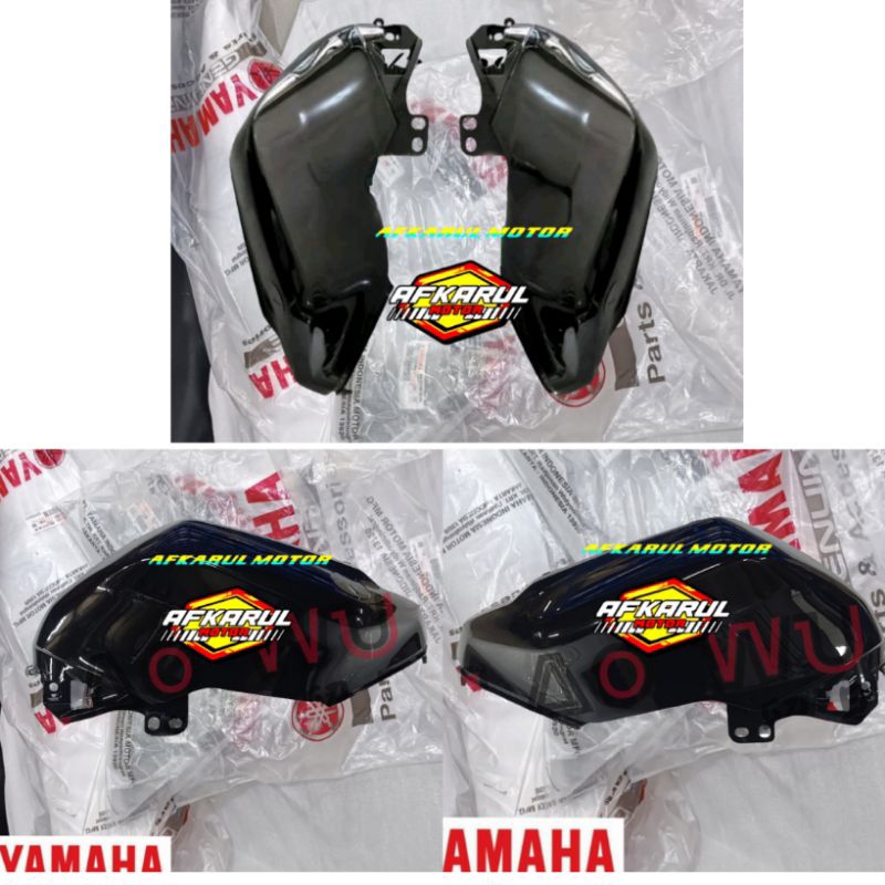 Cover tangki samping kanan kiri Cover tank R15 V3 VVA Hitam glossy original BK6