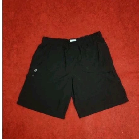 celana pendek COLUMBIA